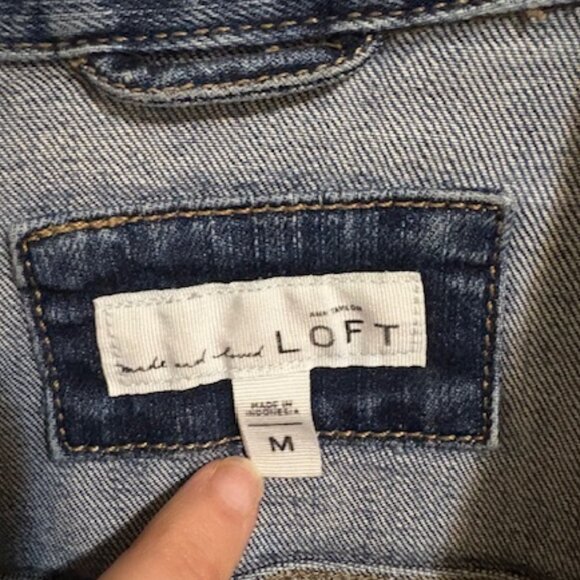 LOFT Distressed Denim Jacket Indigo Wash Size M - Picture 5 of 6